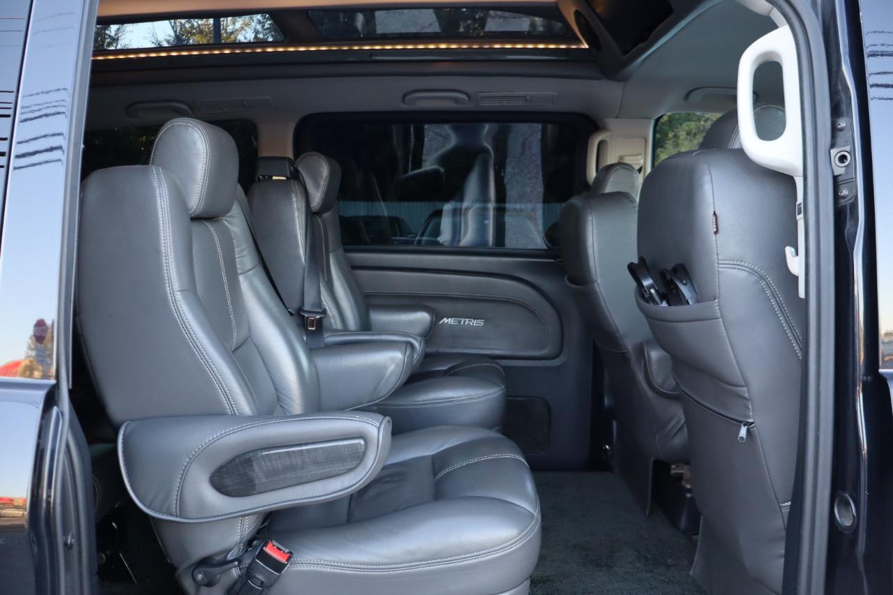 Mercedes-Benz Metris Passenger Van 2016
