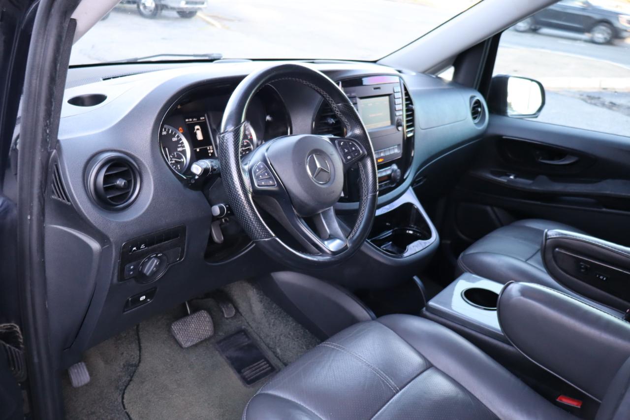 Mercedes-Benz Metris Passenger Van 2016