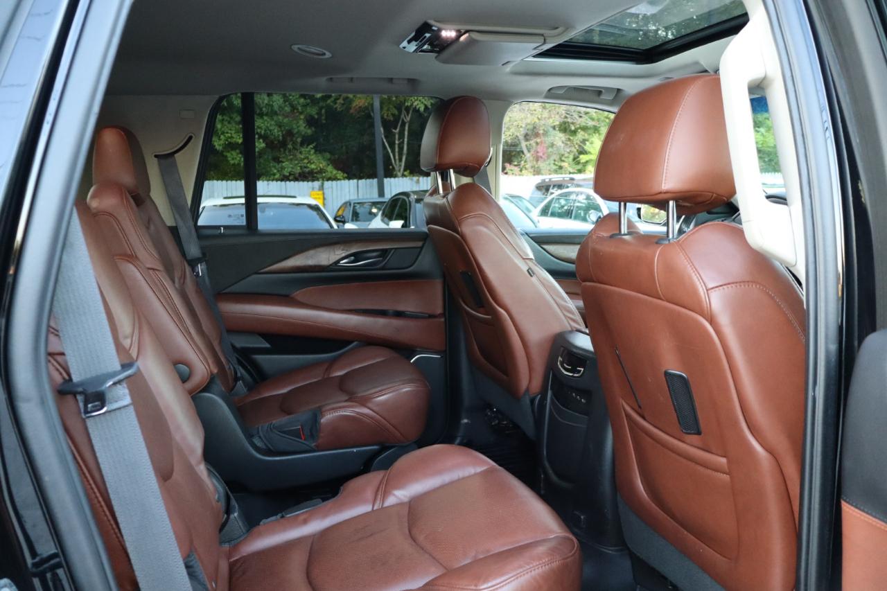 Cadillac Escalade 4WD 4dr Luxury 2017
