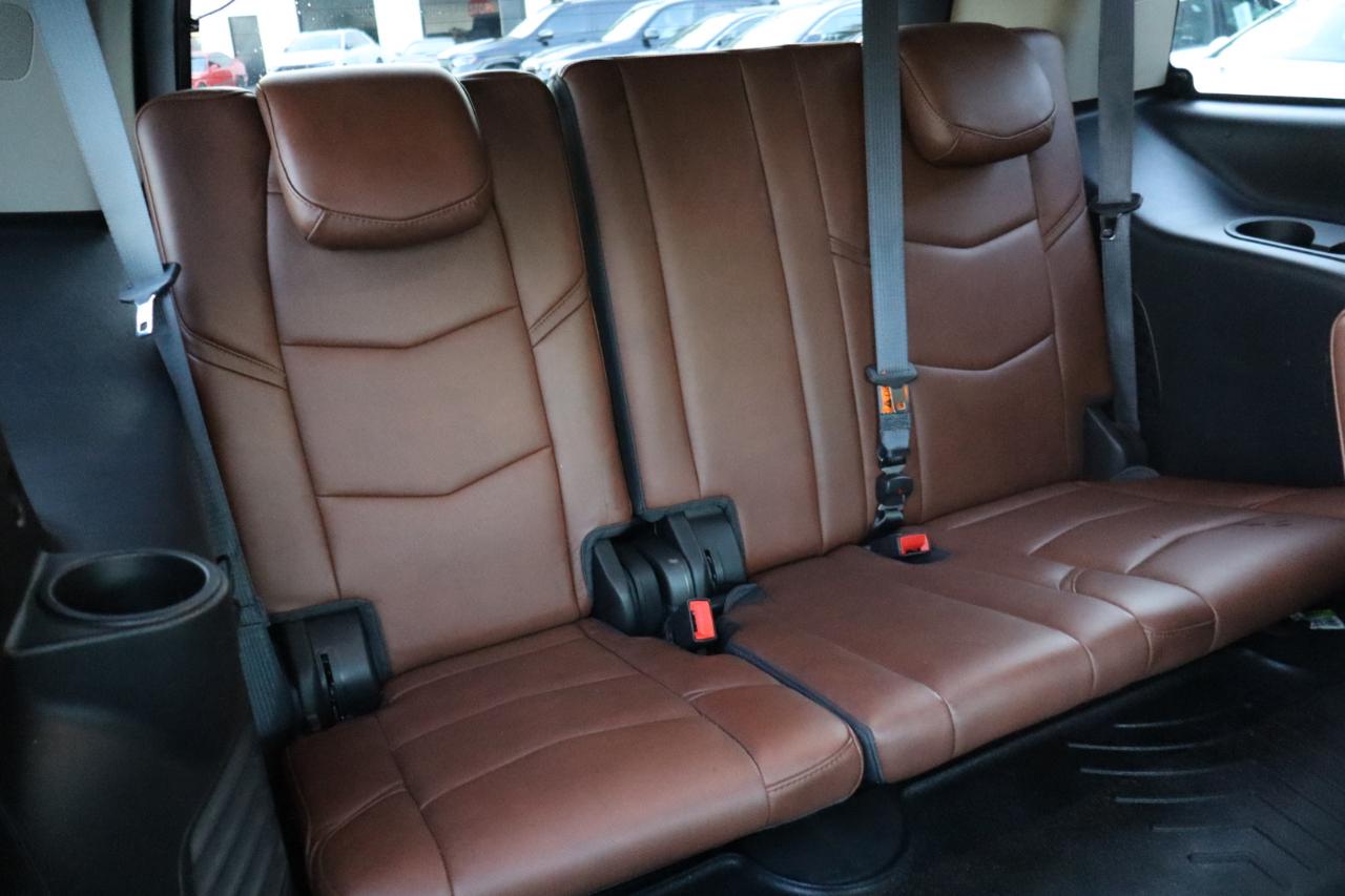 Cadillac Escalade 4WD 4dr Luxury 2017