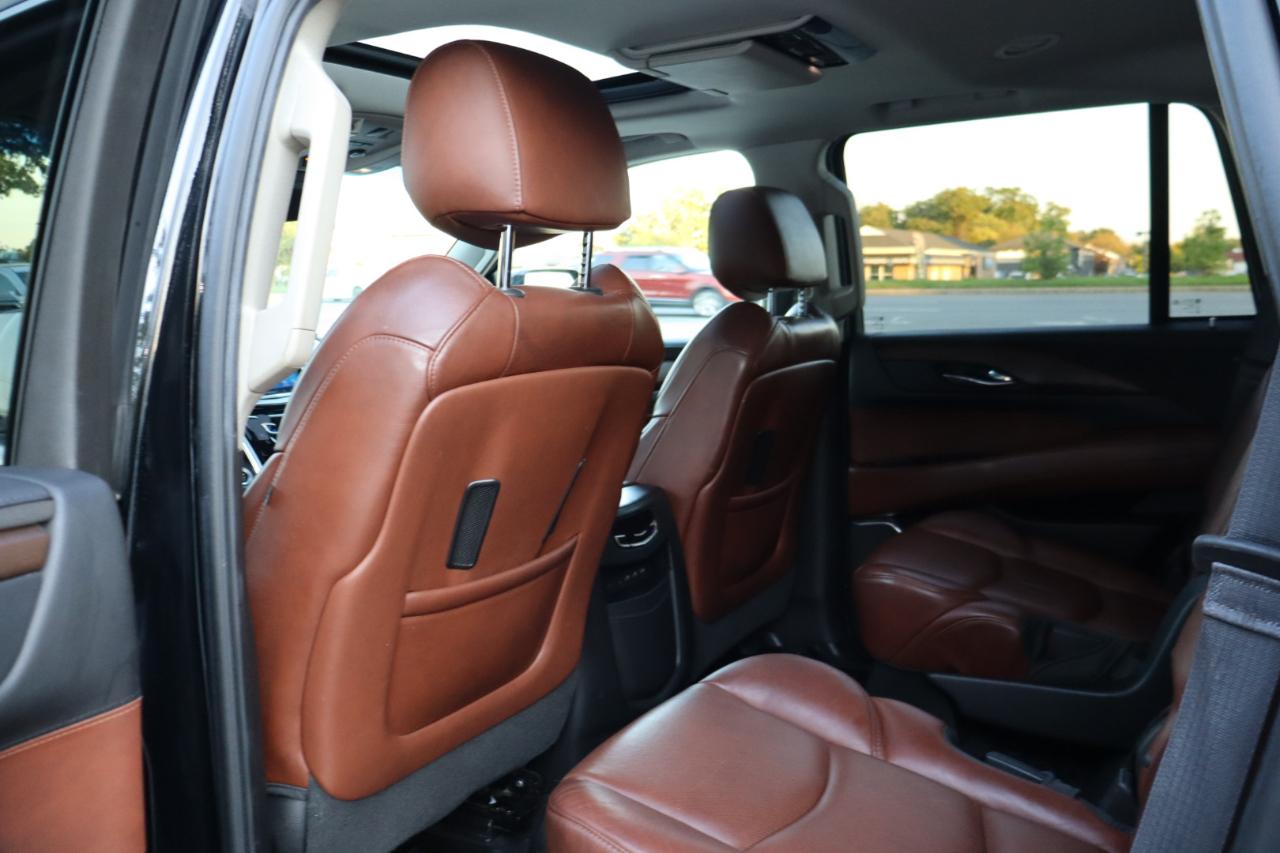 Cadillac Escalade 4WD 4dr Luxury 2017