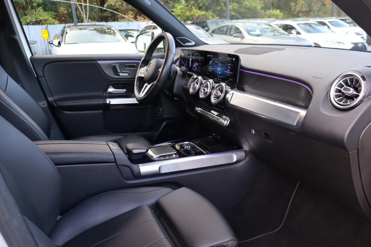 Mercedes-Benz GLB-Class  2021