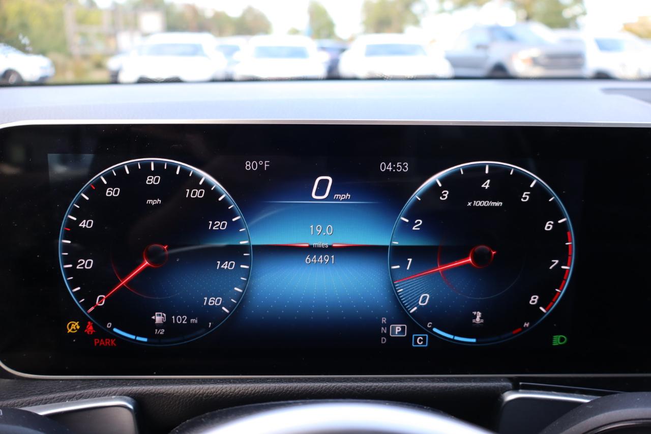 Mercedes-Benz GLB-Class  2021
