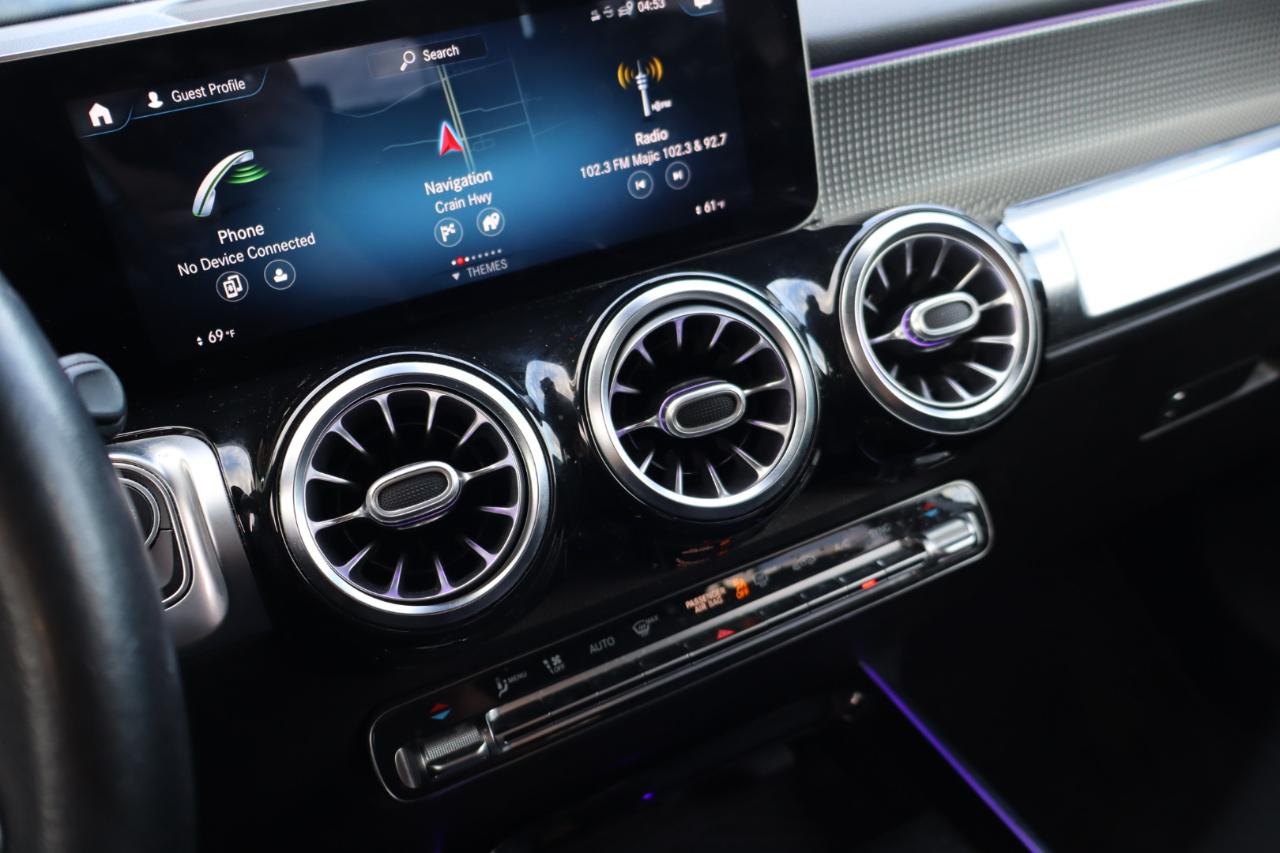 Mercedes-Benz GLB-Class  2021