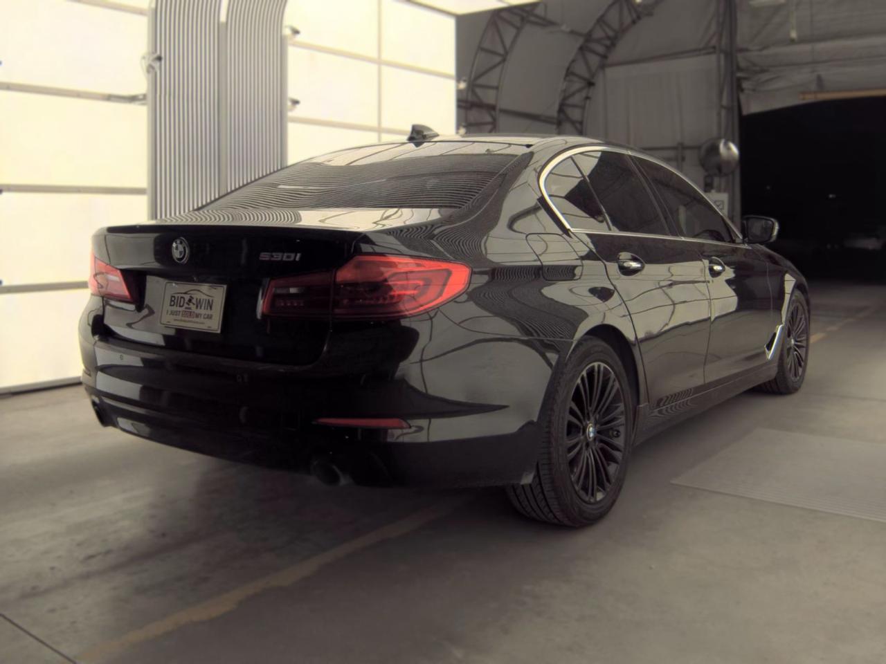 BMW 5-Series  2018