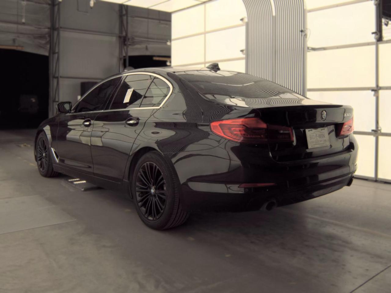 BMW 5-Series  2018