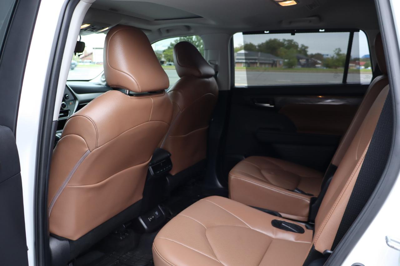 Toyota Highlander Hybrid  2025