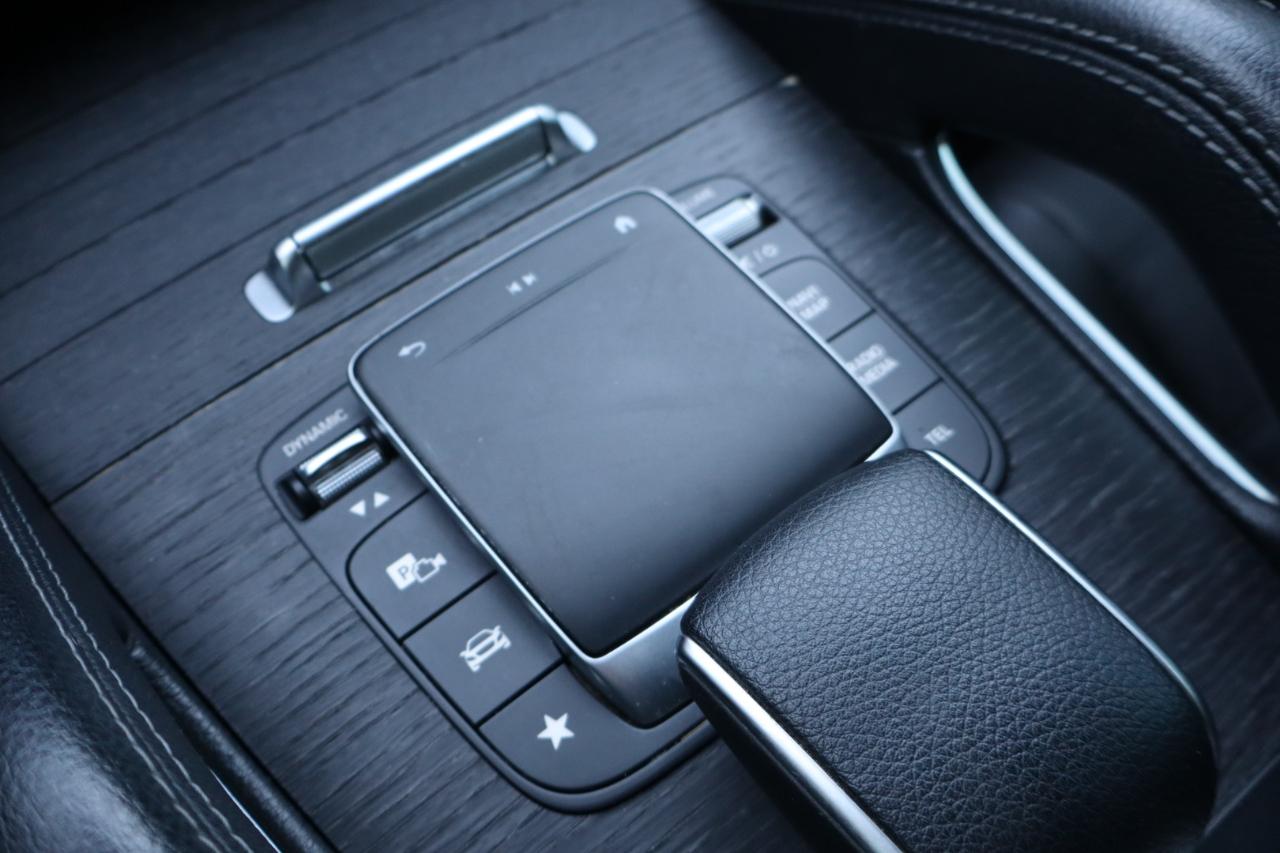 Mercedes-Benz GLS-Class  2021