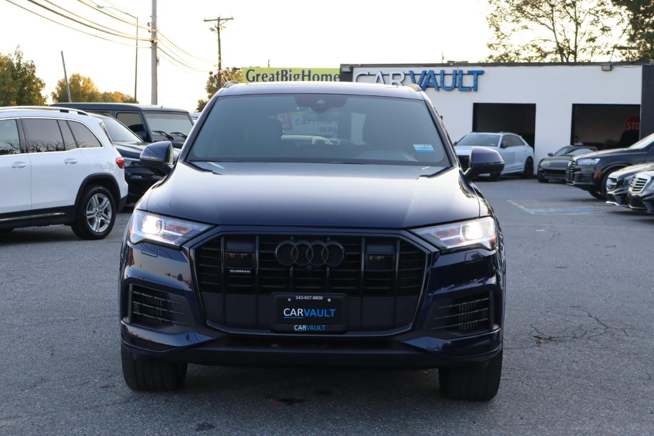 Audi Q7  2021