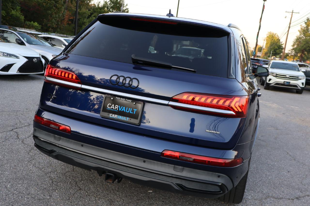 Audi Q7  2021