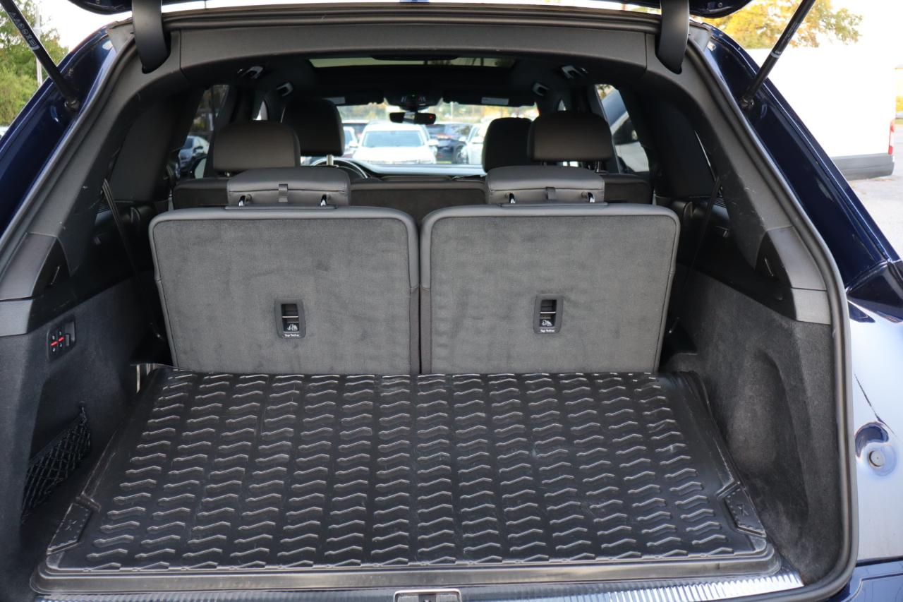 Audi Q7  2021