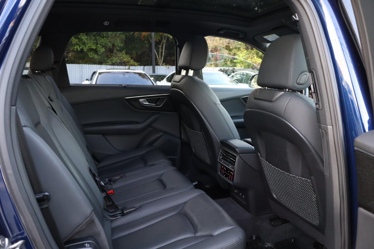 Audi Q7  2021