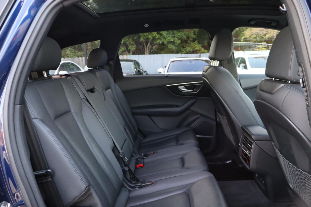 Audi Q7  2021