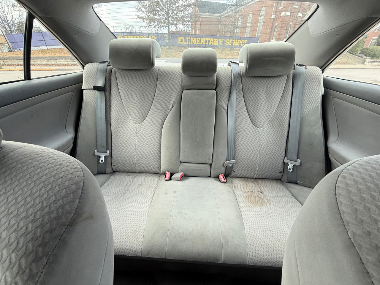 Toyota Camry Base 6-Spd AT 2011