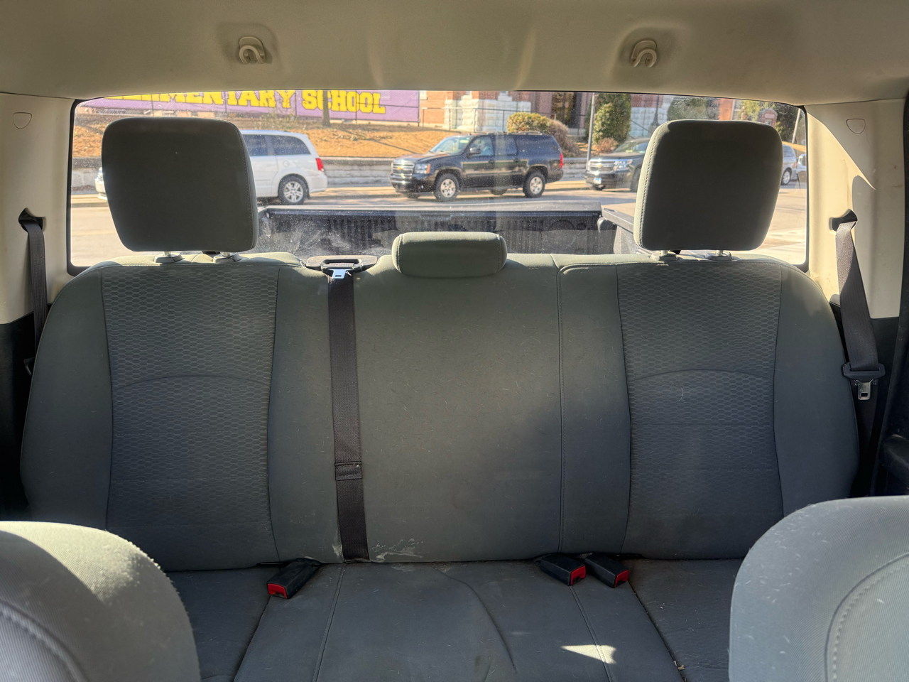 RAM 1500 Tradesman Crew Cab SWB 4WD 2015