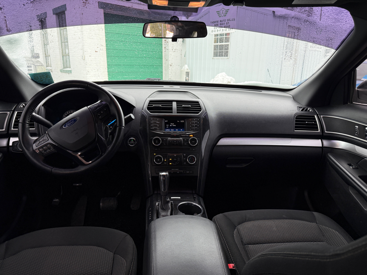 Ford Explorer XLT FWD 2017