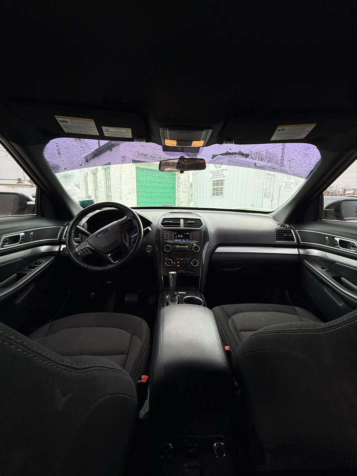 Ford Explorer XLT FWD 2017