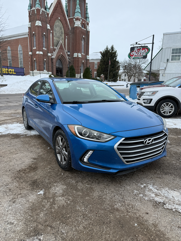 Hyundai Elantra Value Edition 6A 2017