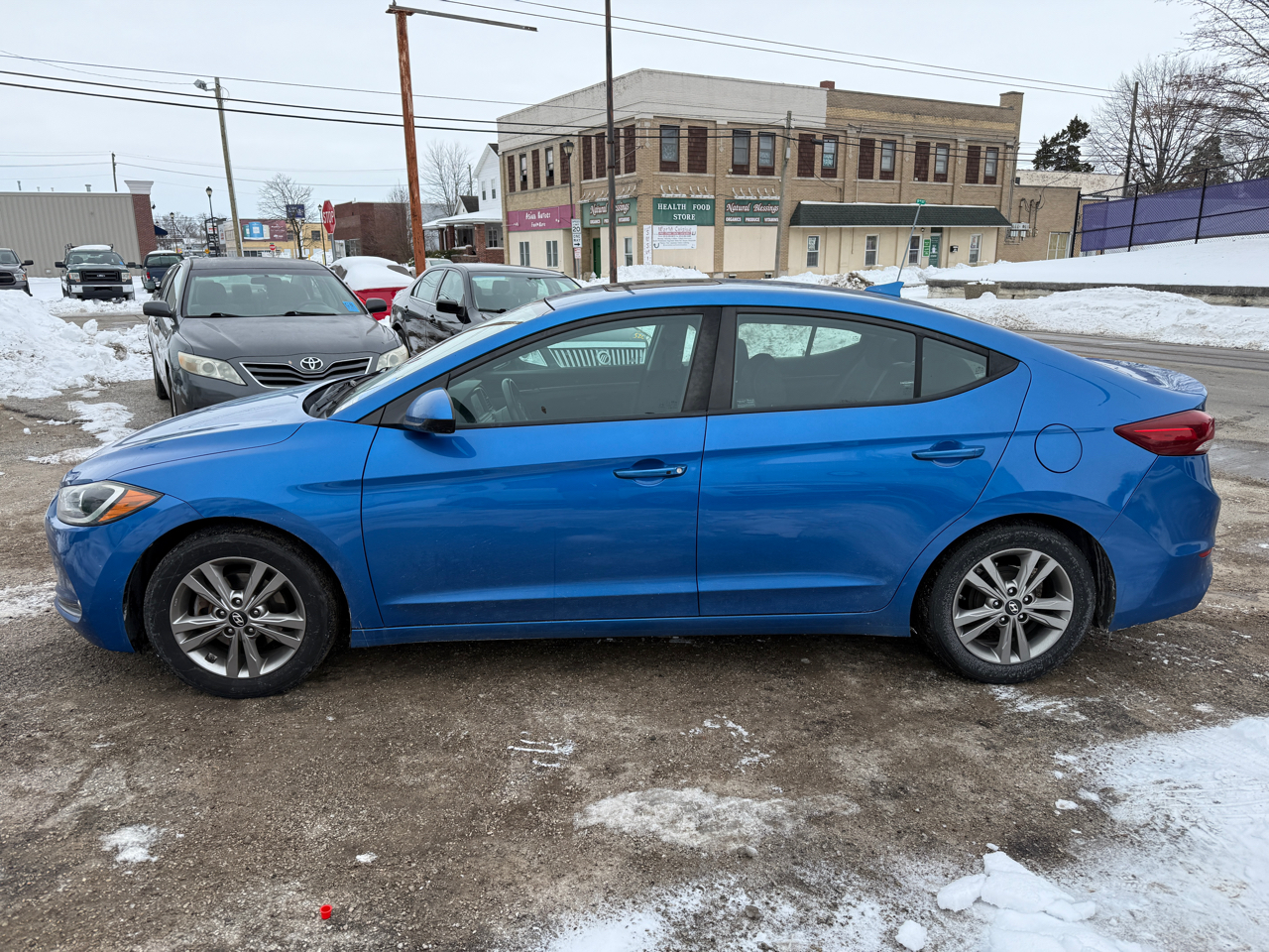 Hyundai Elantra Value Edition 6A 2017