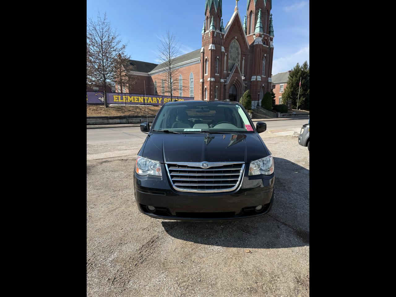 2010 Chrysler Town & Country Touring