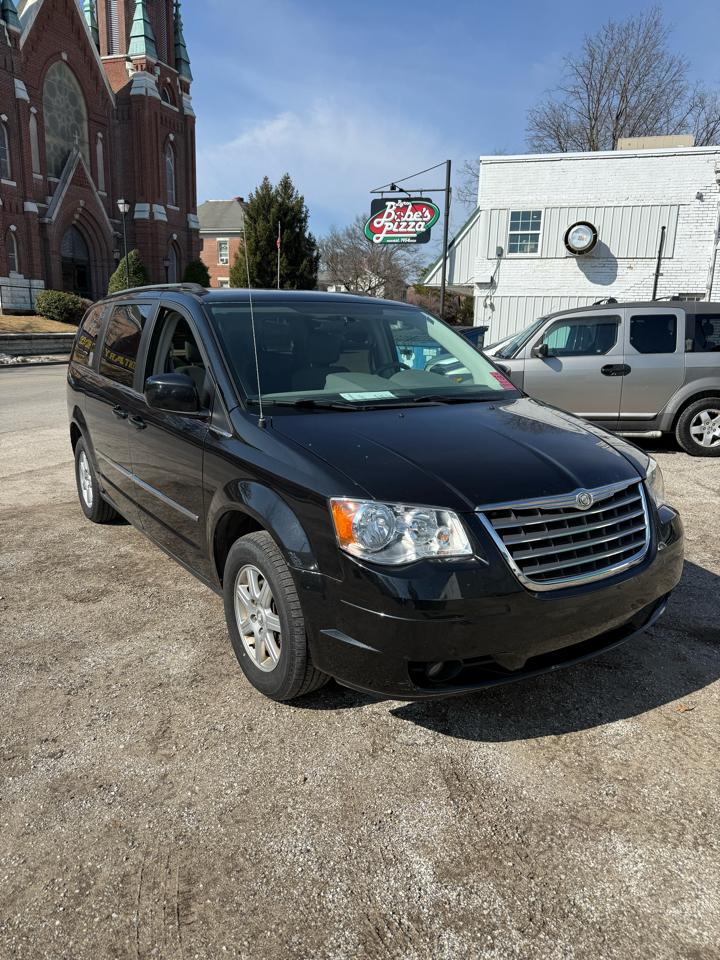 Chrysler Town & Country Touring 2010