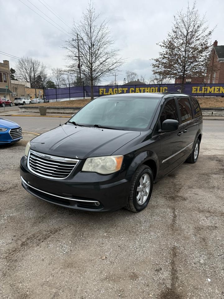 Chrysler Town & Country Touring 2012
