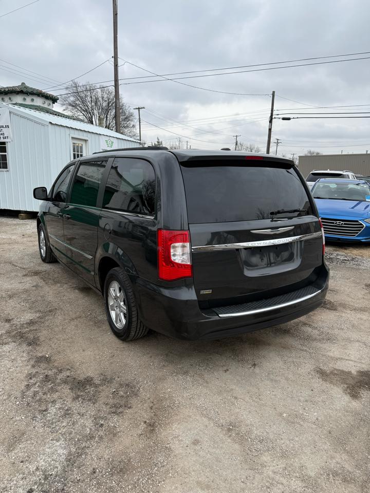 Chrysler Town & Country Touring 2012