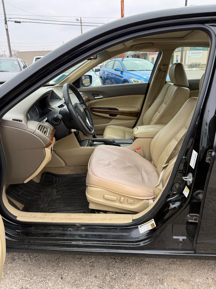 Honda Accord EX-L Sedan AT 2010