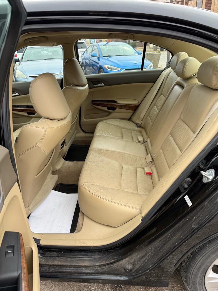 Honda Accord EX-L Sedan AT 2010