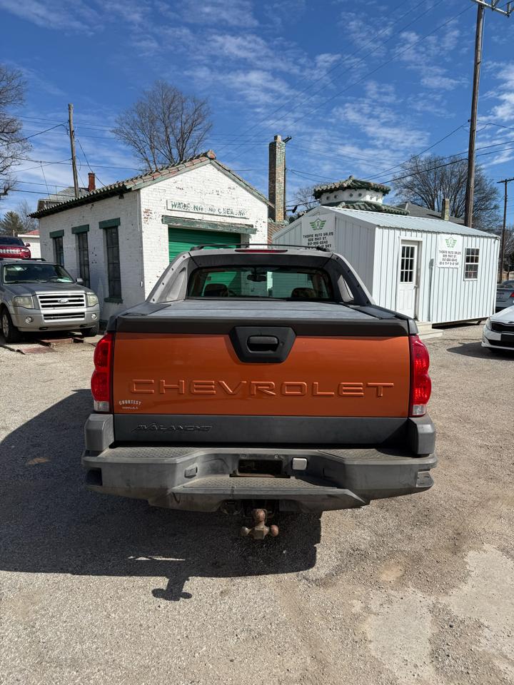 Chevrolet Avalanche 1500 2WD 2005
