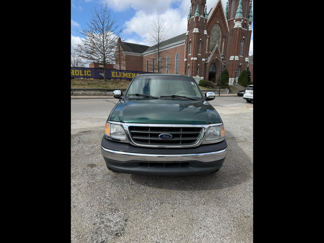 Ford F-150 Lariat SuperCab Short Bed 2WD 2000