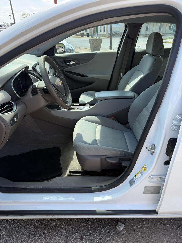 Chevrolet Malibu LS 2016