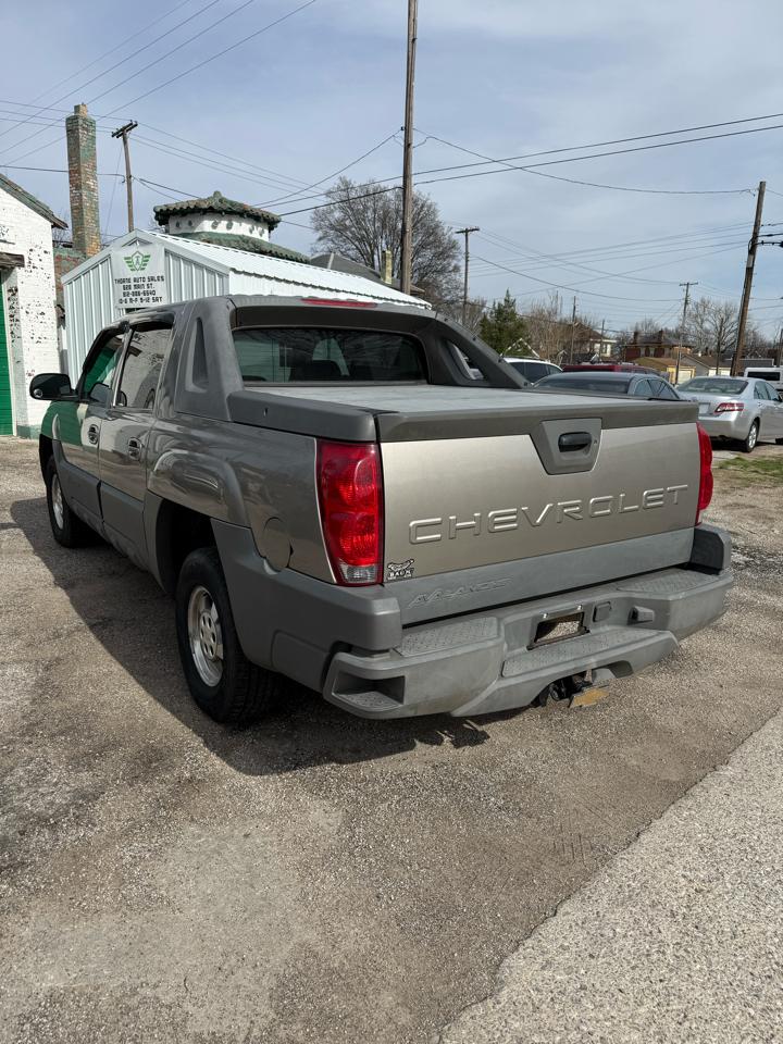 Chevrolet Avalanche 1500 2WD 2002