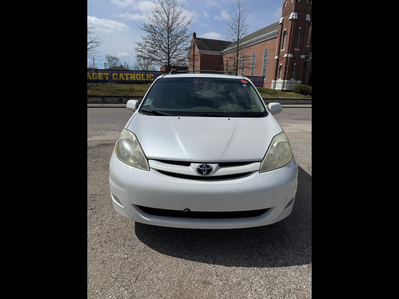 2006 Toyota Sienna XLE