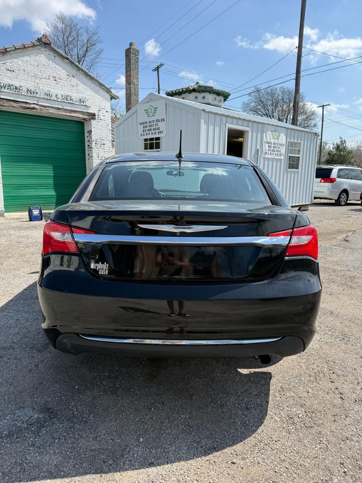 Chrysler 200 LX 2014