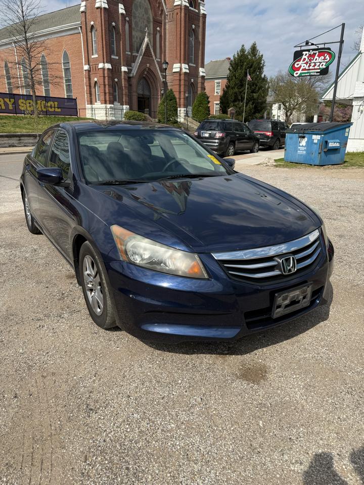Honda Accord LX-P Sedan AT 2011