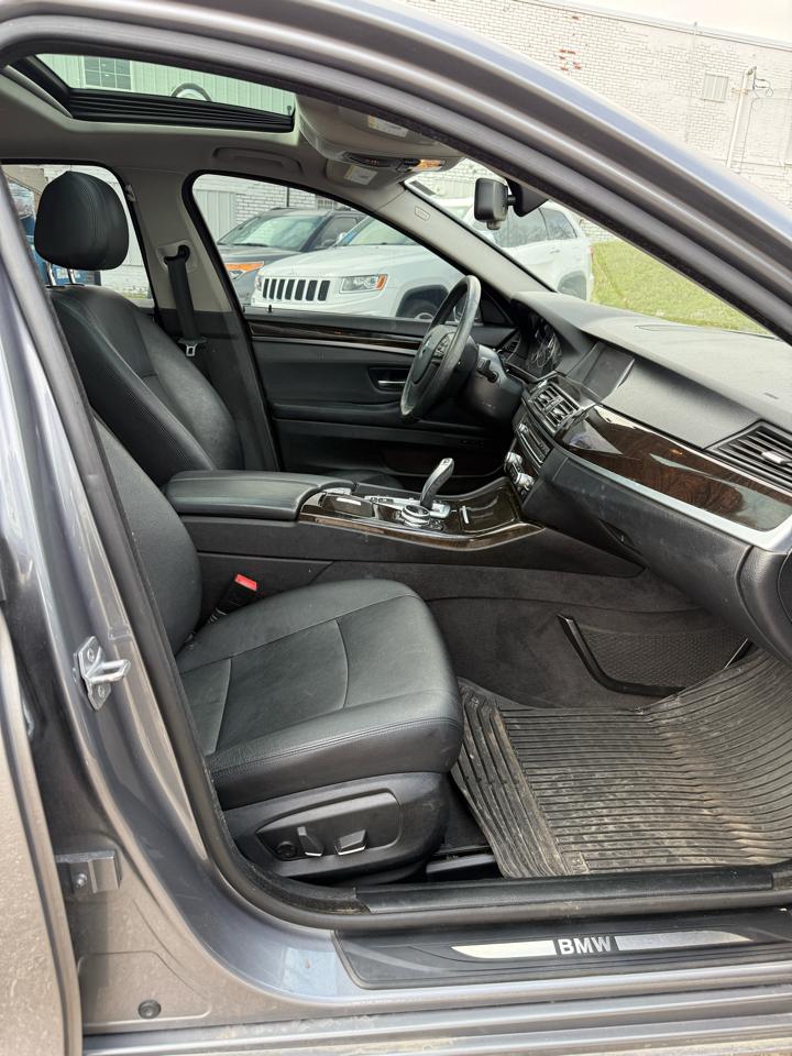 BMW 5-Series 535i xDrive 2014