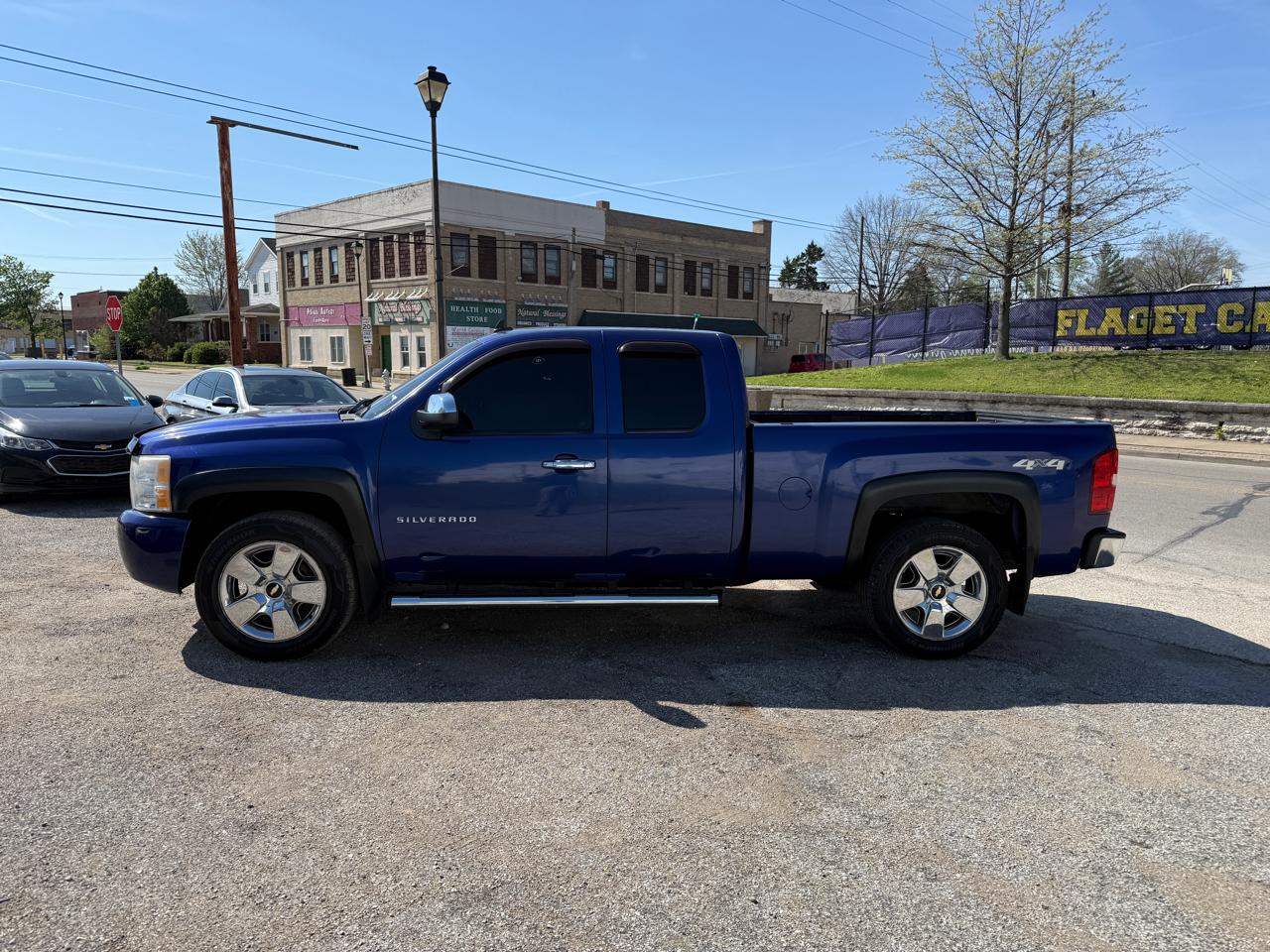 Chevrolet Silverado 1500 LT1 Extended Cab 4WD 2010