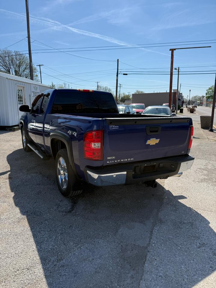 Chevrolet Silverado 1500 LT1 Extended Cab 4WD 2010