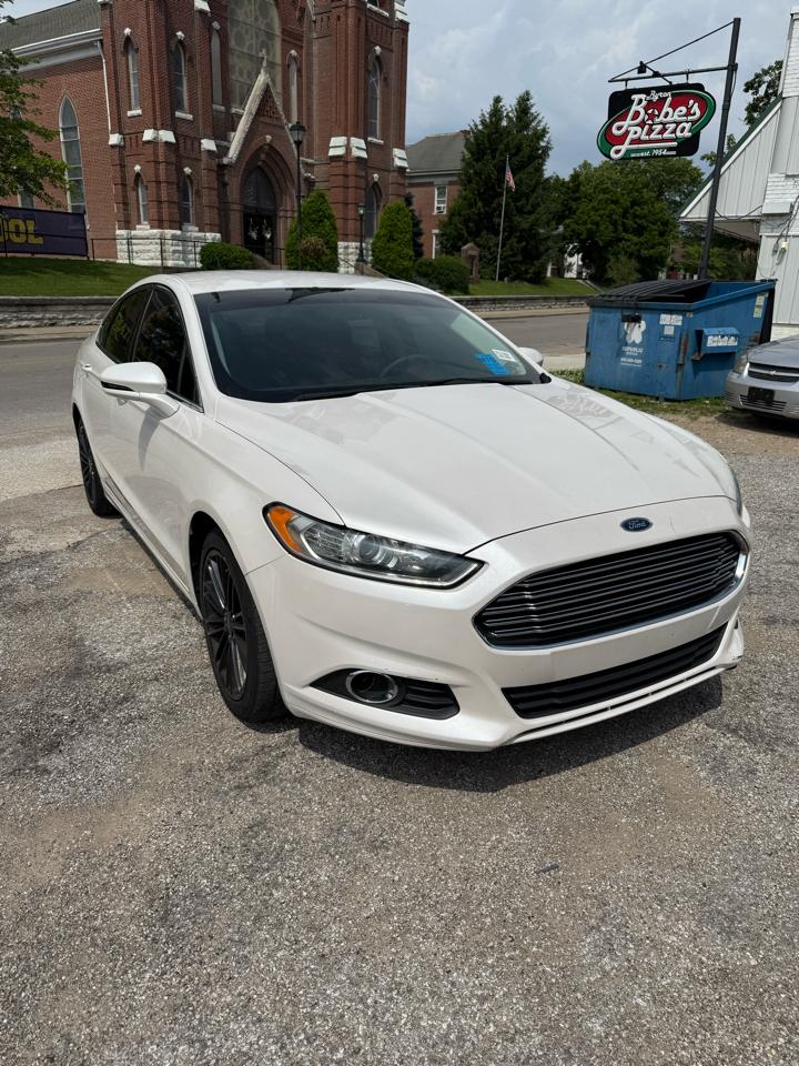 Ford Fusion SE 2016