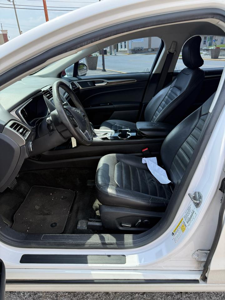 Ford Fusion SE 2016