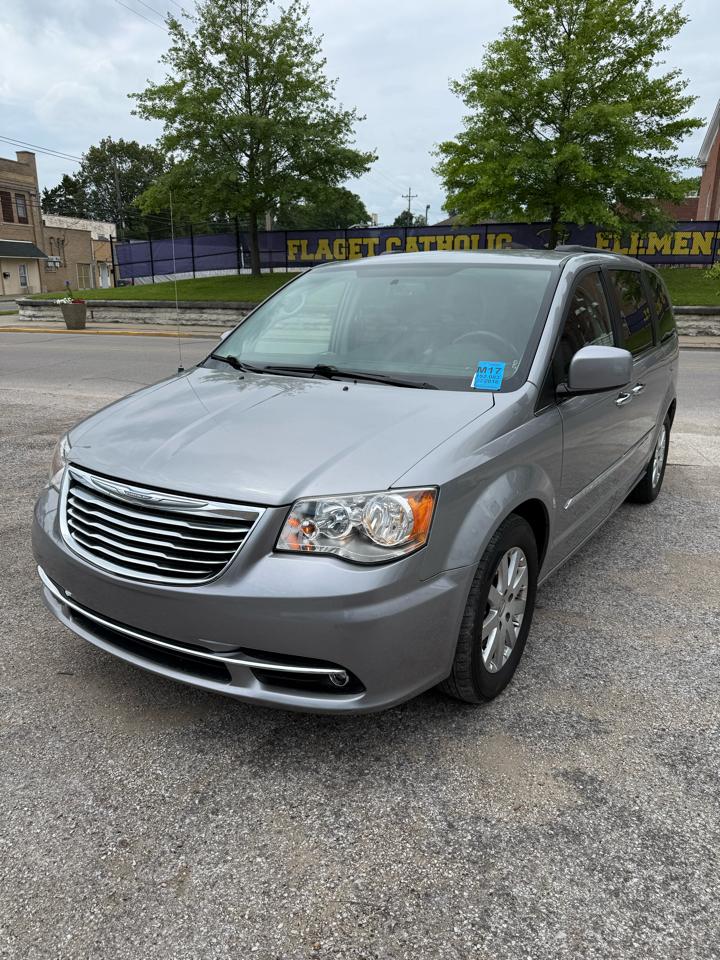 Chrysler Town & Country Touring 2016