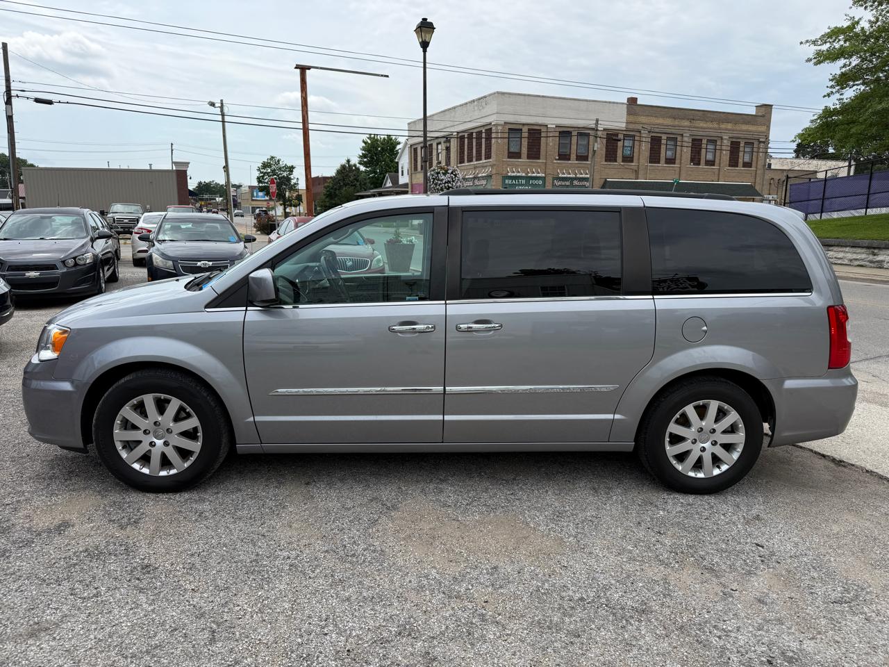 Chrysler Town & Country Touring 2016