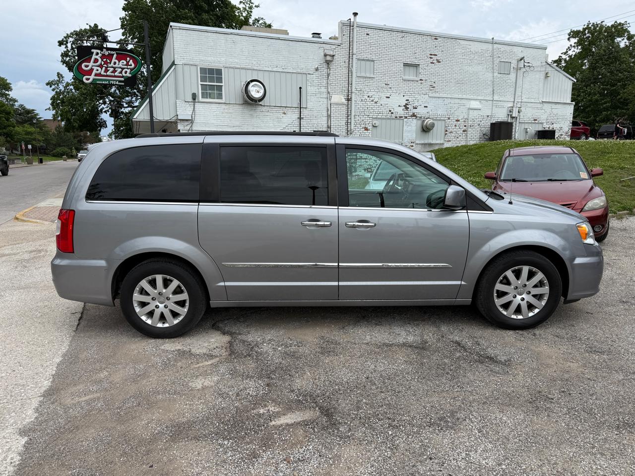 Chrysler Town & Country Touring 2016
