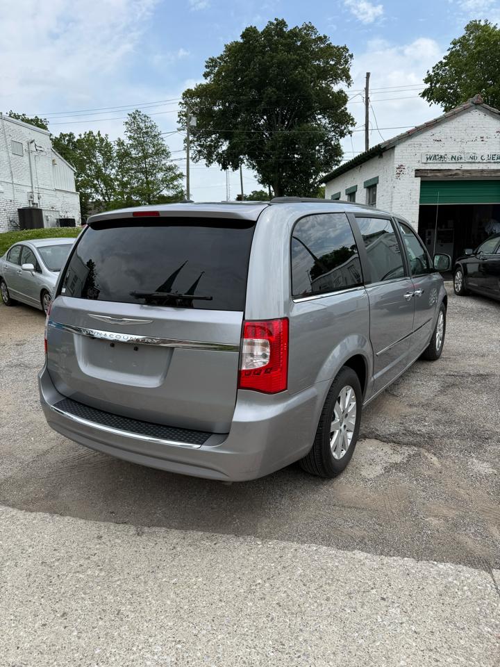 Chrysler Town & Country Touring 2016