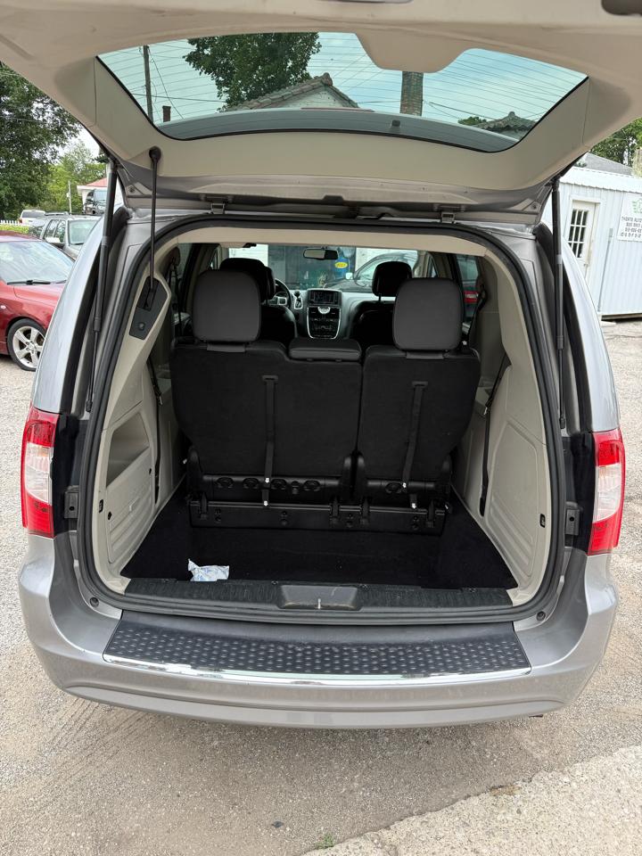 Chrysler Town & Country Touring 2016