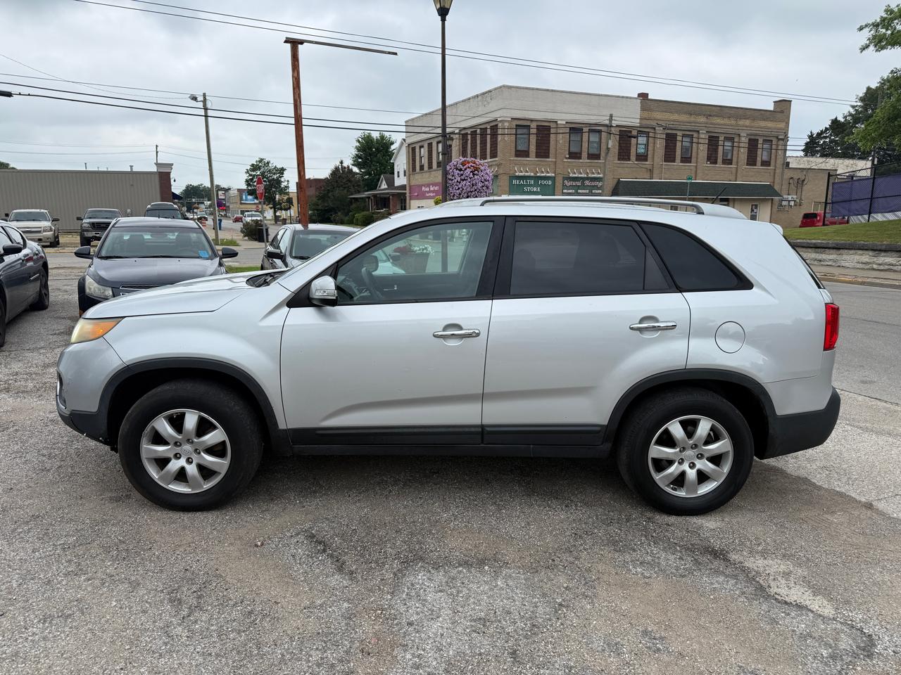 Kia Sorento LX 2WD 2011