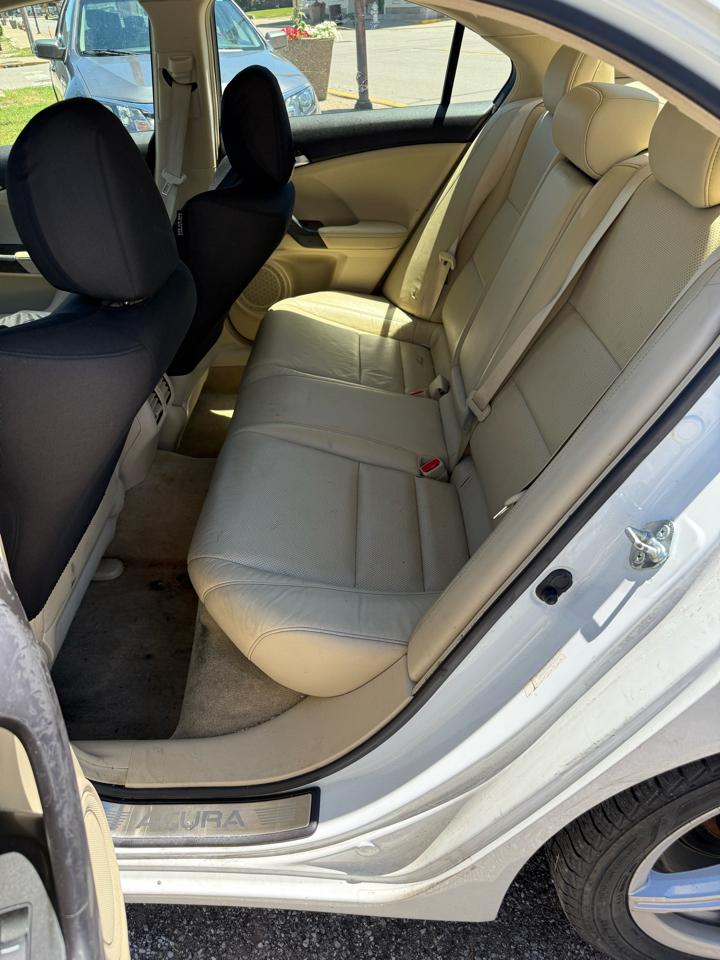 Acura TSX 5-Spd AT with Tech Package 2014
