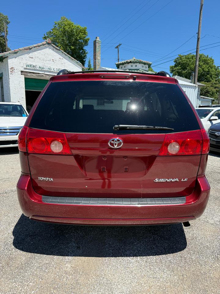 Toyota Sienna CE FWD 7-Passenger 2007