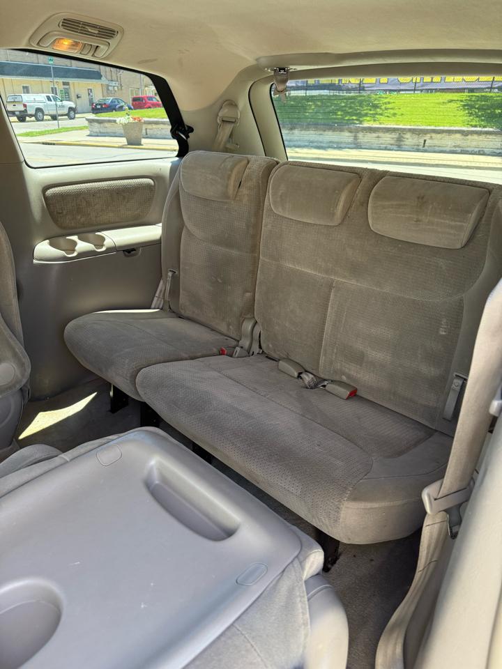 Toyota Sienna CE FWD 7-Passenger 2007
